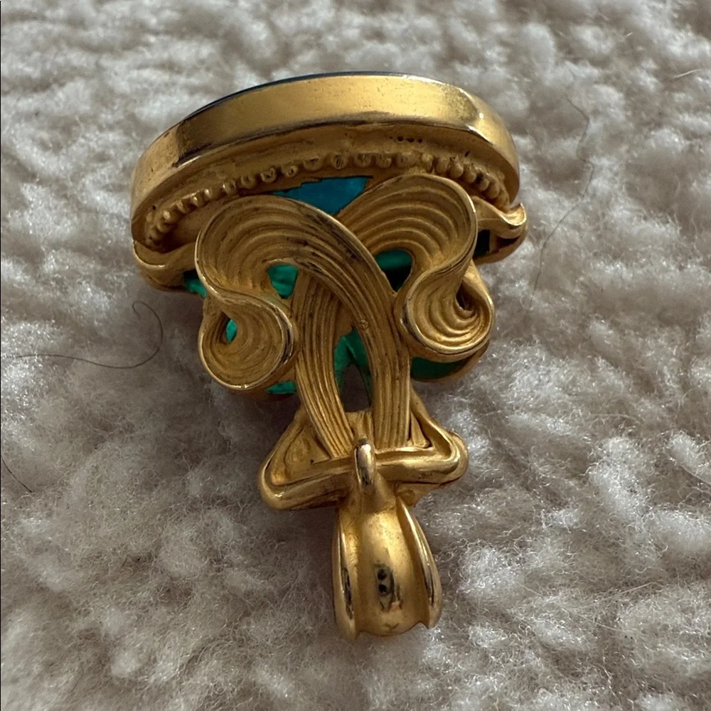 Unique Vintage Julie Vos Venetian Glass Cameo Intaglio Sea Green Stamp Pendant. - Picture 5 of 8